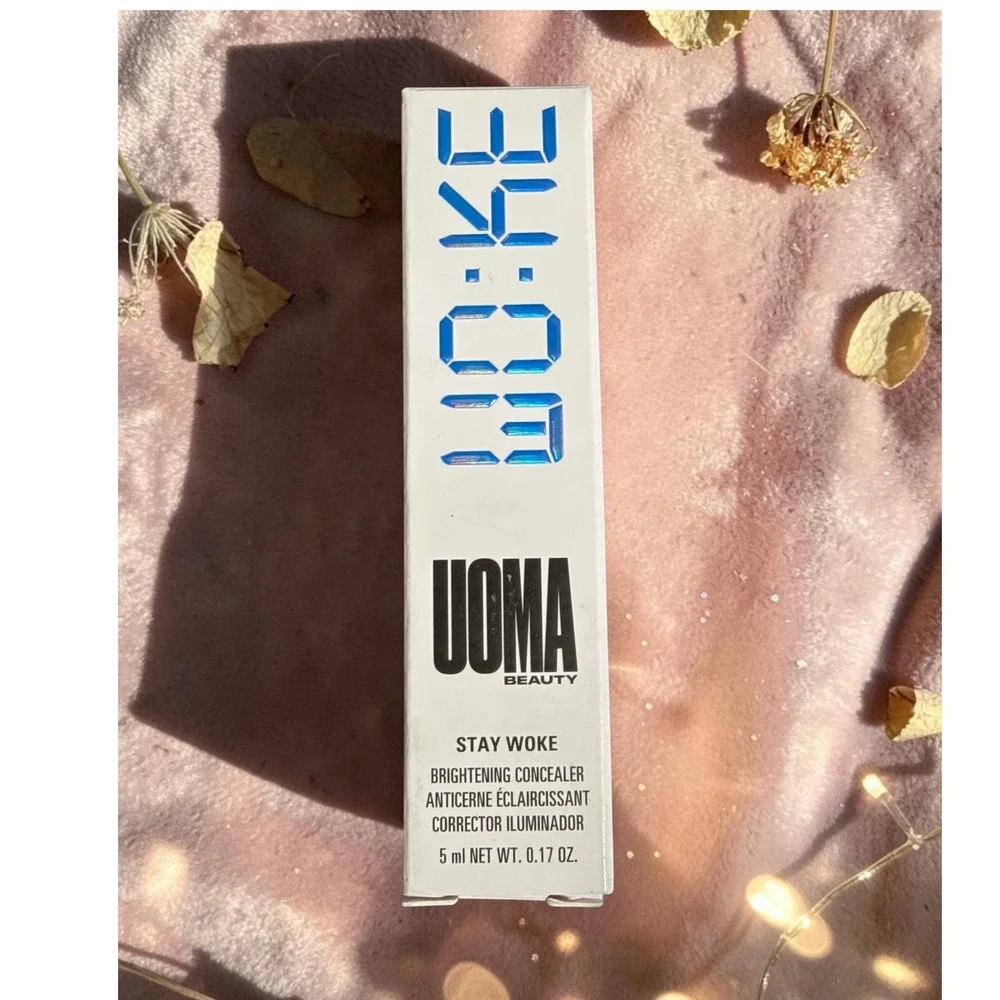 UOMA Beauty - Stay Woke Brightening Concealer - 